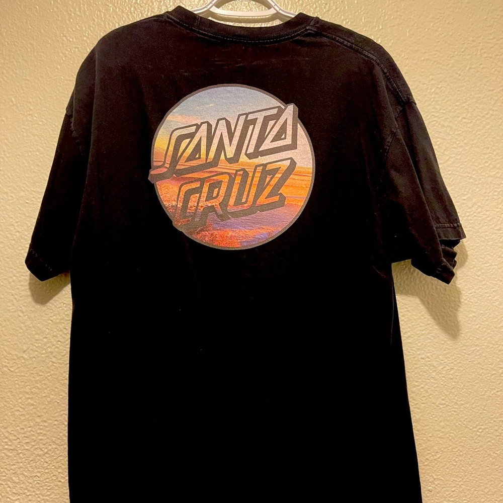 Santa Cruz XL Shirt with Pocket